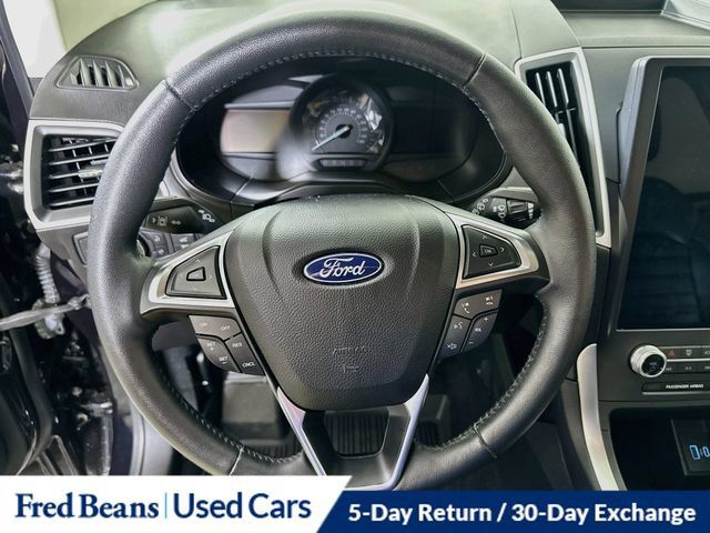 Used 2022 Ford Edge SEL w/ Sport Appearance Package AWD/4WD image 16