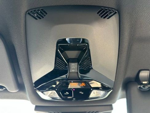 Certified 2025 BMW X1 xDrive28i w/ Technology Package image 23