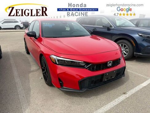 Used 2025 Honda Civic Sport image 3