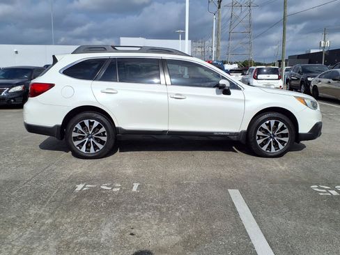 Used 2017 Subaru Outback 2.5i Limited AWD/4WD image 26