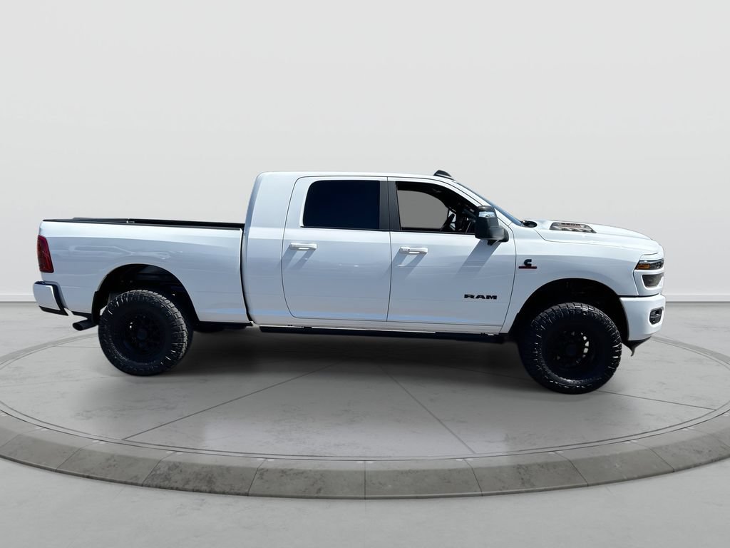 Used 2025 RAM 2500 Laramie AWD/4WD image 9