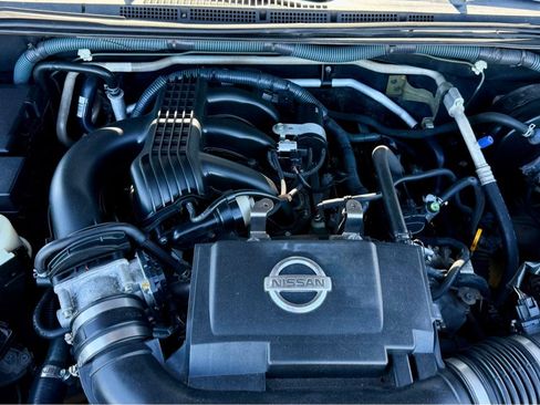 Used 2010 Nissan Xterra SE image 18