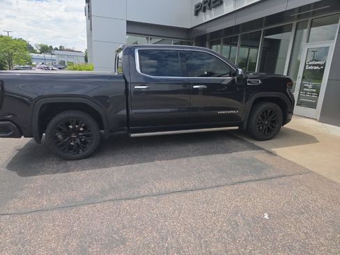 Used 2022 GMC Sierra 1500 Denali AWD/4WD image 16