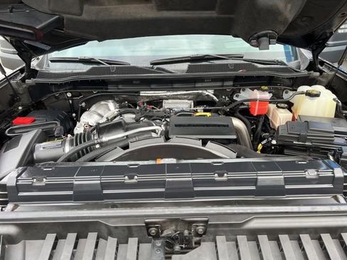 Used 2022 Chevrolet Silverado 3500 High Country image 30