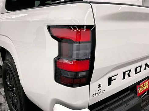 New 2026 Nissan Frontier SV w/ SV Convenience Package AWD/4WD image 20
