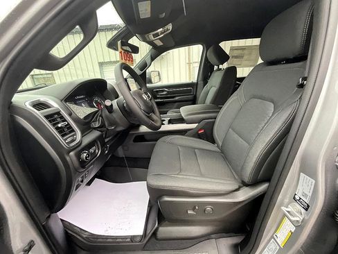 New 2026 RAM 1500 4x4 Crew Cab image 14