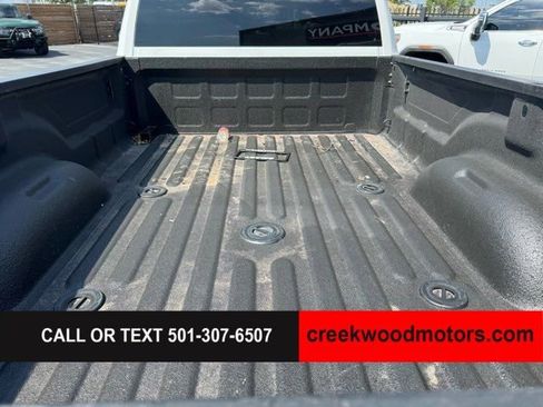 Used 2020 RAM 2500 Tradesman w/ Chrome Appearance Group AWD/4WD image 17