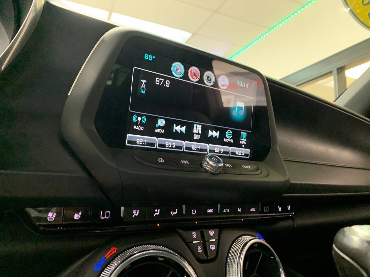Used 2016 Chevrolet Camaro LT w/ RS Package RWD image 17