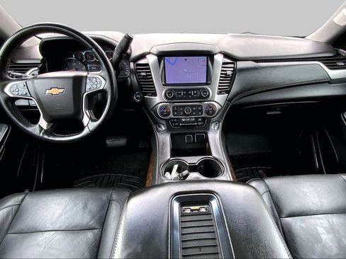 Used 2015 Chevrolet Suburban LT w/ Luxury Package RWD image 14