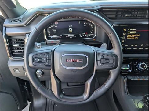 Used 2025 GMC Sierra 1500 AT4 w/ AT4 Premium Package image 7