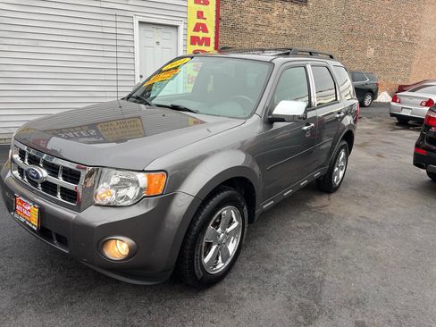 Used 2011 Ford Escape XLT w/ 202A Rapid Spec Order Code image 1