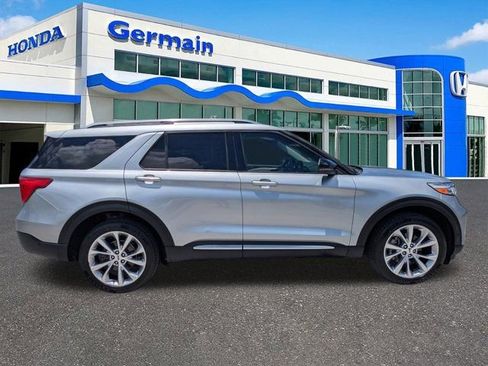 Used 2021 Ford Explorer Platinum w/ Equipment Group 601A AWD/4WD image 4