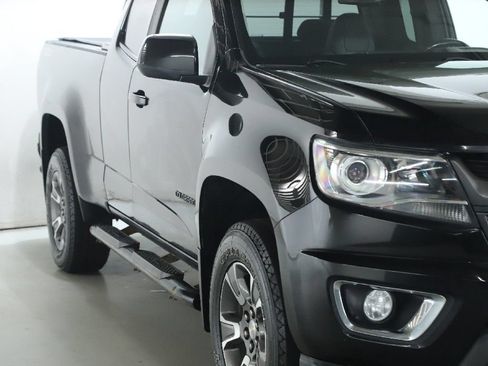 Used 2020 Chevrolet Colorado Z71 AWD/4WD image 8
