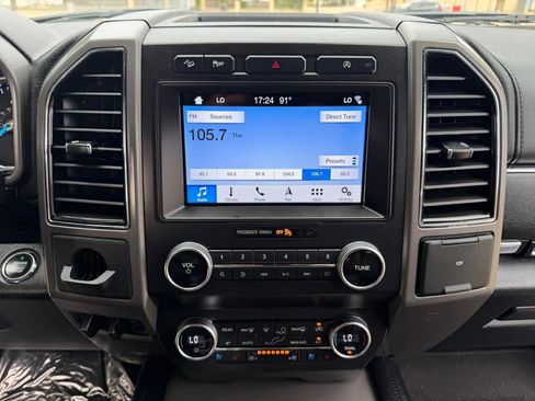Used 2019 Ford Expedition Max XLT w/ Equipment Group 202A AWD/4WD image 25