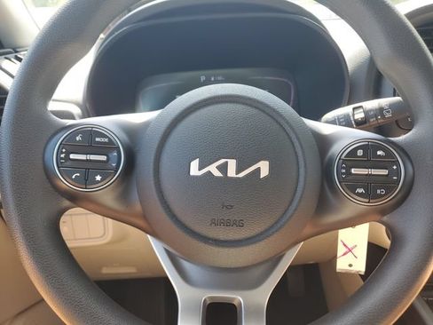 Certified 2024 Kia Soul LX FWD image 20