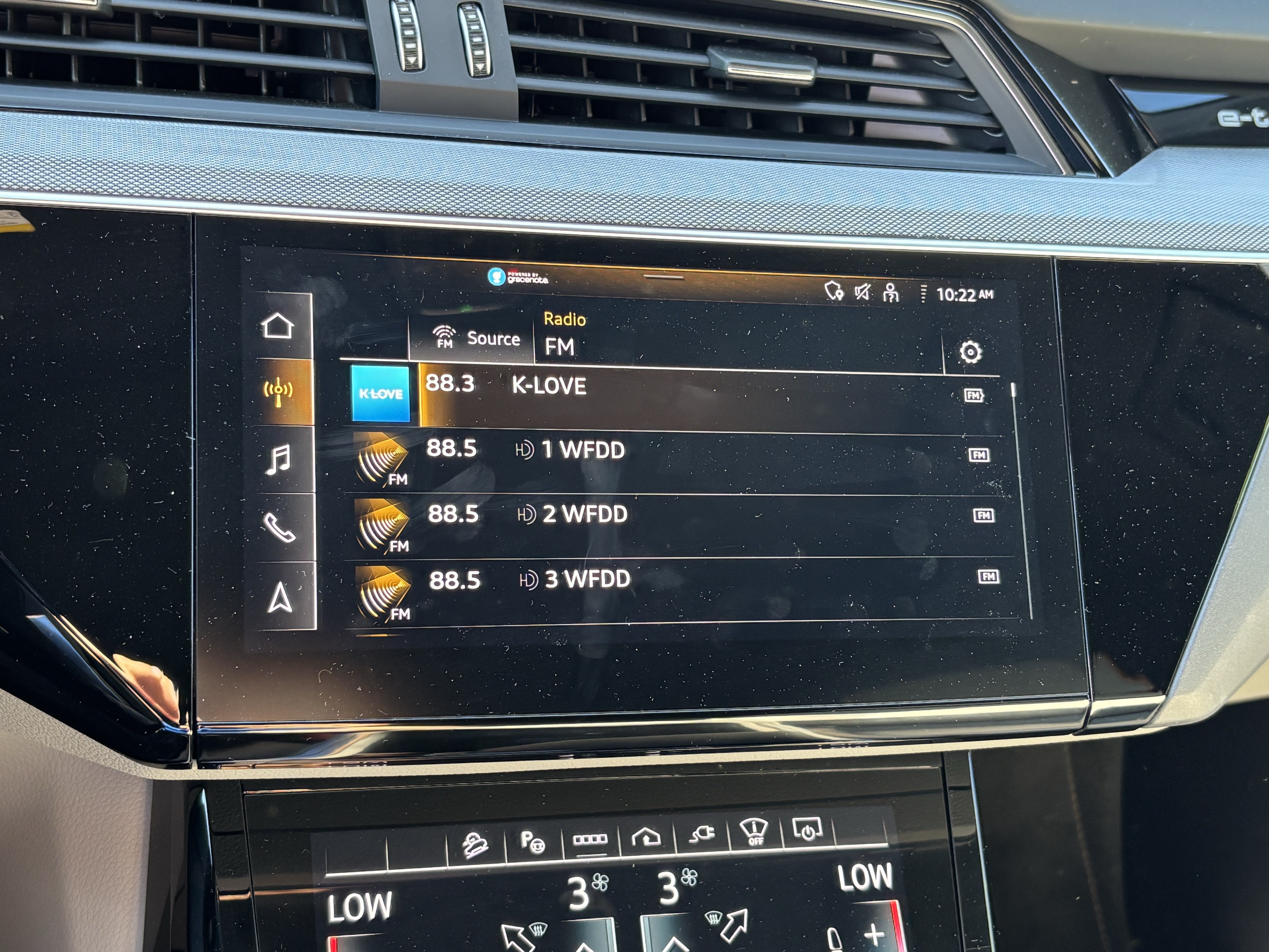 Used 2024 Audi Q8 e-tron Prestige w/ Prestige Package AWD/4WD image 26
