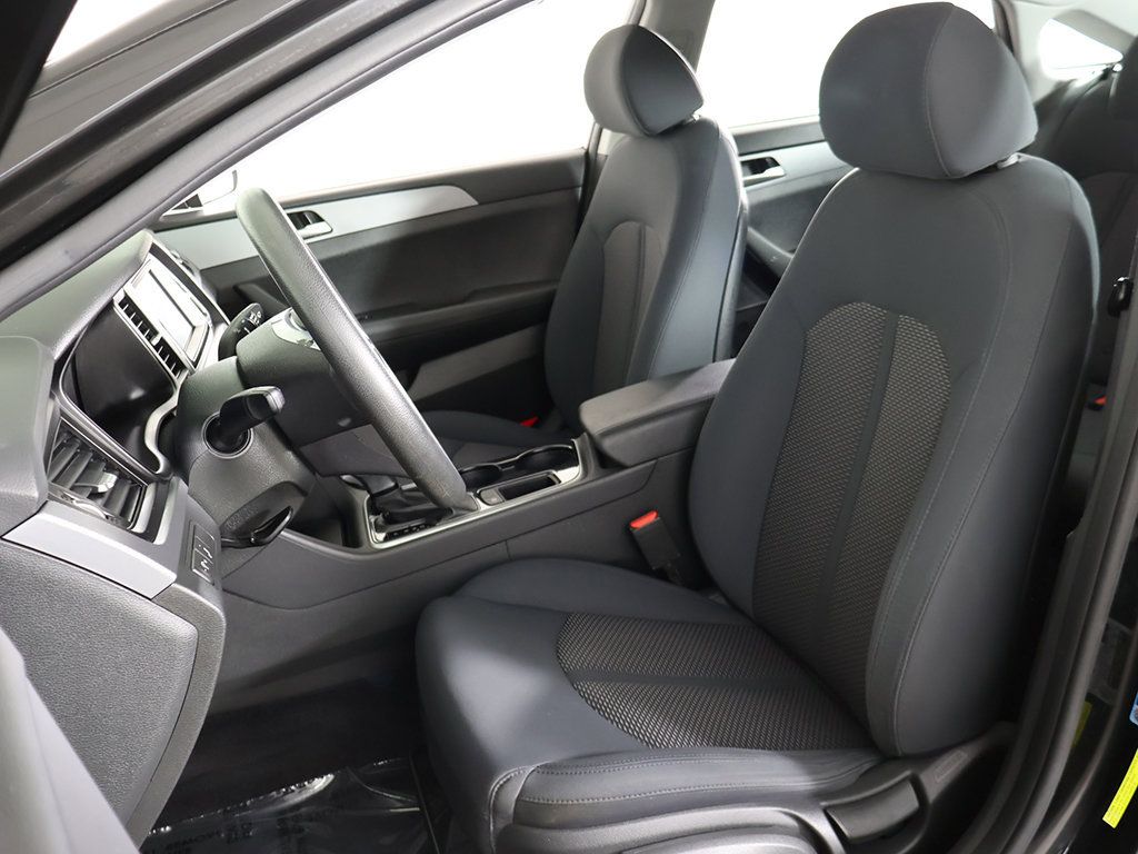 Used 2018 Hyundai Sonata SE FWD image 26