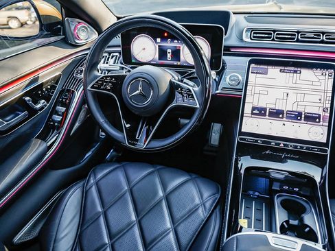 Certified 2023 Mercedes-Benz Maybach S 680 4MATIC image 14