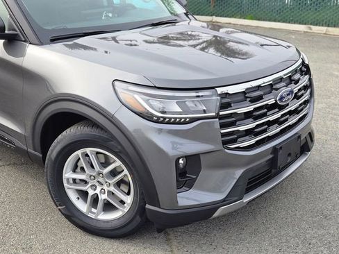 New 2026 Ford Explorer Active w/ Active Comfort Package image 3