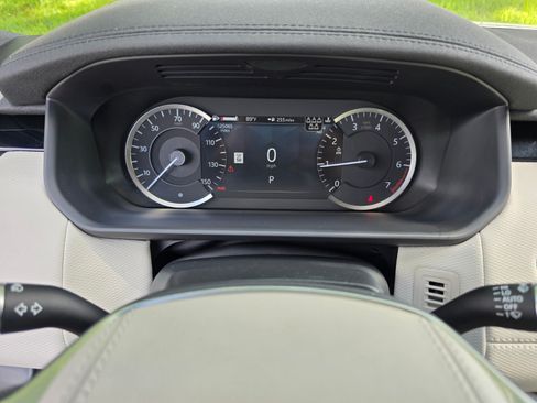 Certified 2023 Land Rover Discovery HSE R-Dynamic AWD/4WD image 22