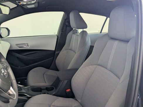 Used 2026 Toyota Corolla SE FWD image 12