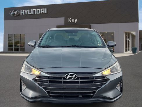 Used 2019 Hyundai Elantra SE FWD image 8