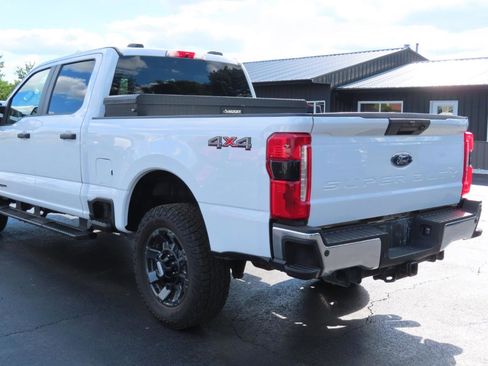 Used 2024 Ford F250 XL w/ STX Appearance Package AWD/4WD image 17