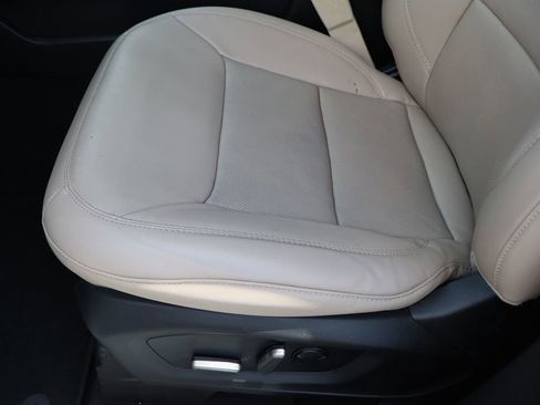 Used 2021 Ford Explorer Limited w/ Equipment Group 301A image 19