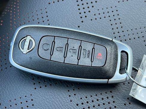 New 2026 Nissan Sentra SR w/ SR Premium Package image 30