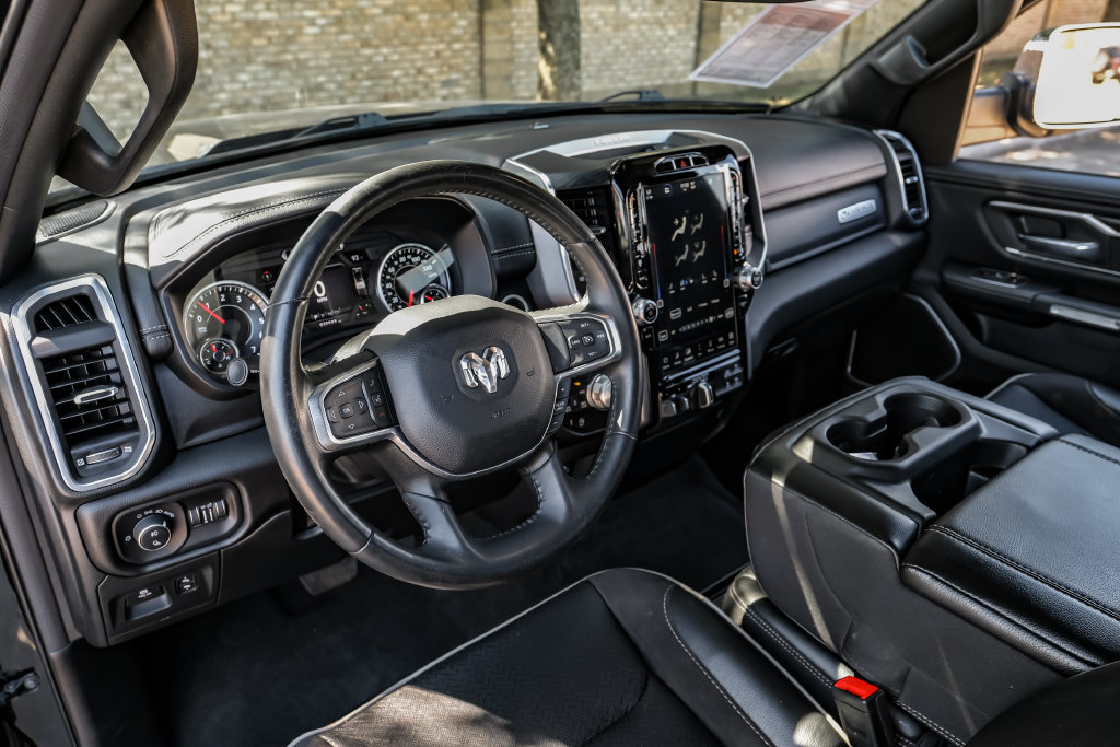 Used 2023 RAM 1500 Laramie AWD/4WD image 26