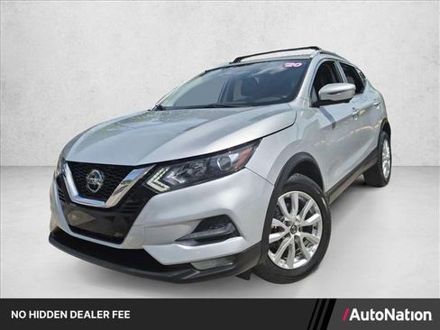 Used 2020 Nissan Rogue Sport SV w/ Technology Package FWD image 1