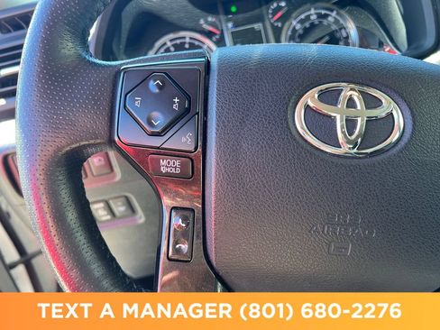 Used 2023 Toyota 4Runner TRD Off-Road Premium w/ Moonroof Package AWD/4WD image 18
