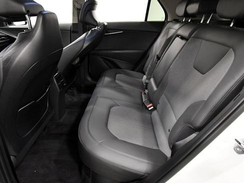 Certified 2025 Kia Niro EX Touring FWD image 15