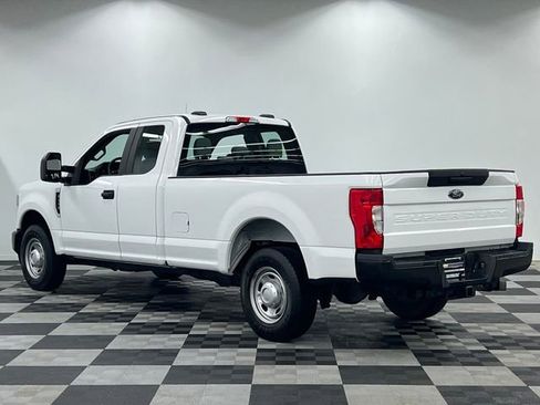 Used 2021 Ford F250 XL w/ Power Equipment Group image 4