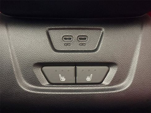 Used 2025 Chevrolet Blazer EV SS AWD/4WD image 38
