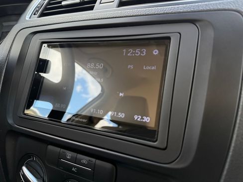 Used 2012 Volkswagen Jetta SE image 17