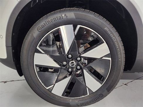 New 2024 Volvo XC40 Recharge Plus w/ Protection Package Premier image 8