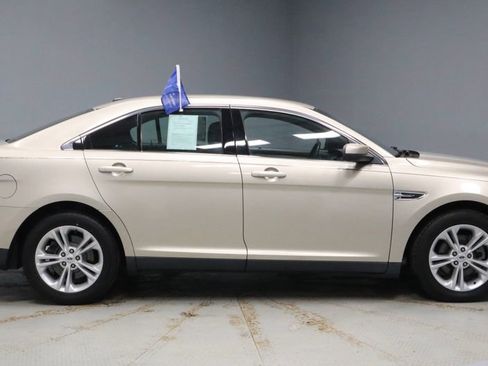 Certified 2018 Ford Taurus SEL image 11