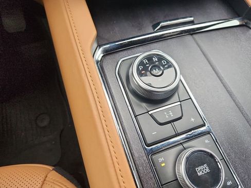 Used 2023 Ford Expedition Max Platinum image 23