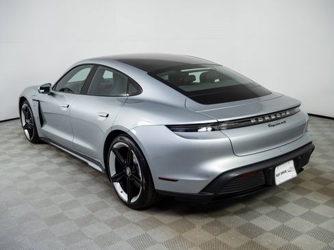 Used 2021 Porsche Taycan 4S w/ Premium Package image 3