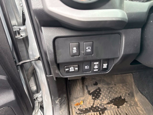Used 2023 Toyota Tacoma TRD Off-Road w/ TRD Premium Off Road Package AWD/4WD image 12