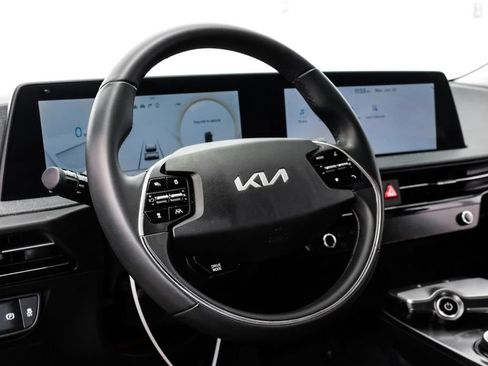 Used 2024 Kia EV6 Light RWD image 15