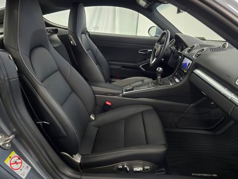 Certified 2025 Porsche 718 Cayman RWD image 26