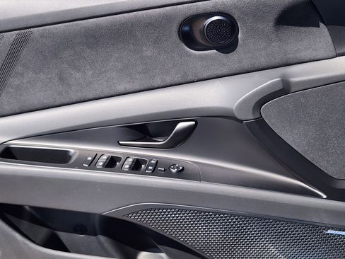 New 2025 Hyundai Elantra N image 7