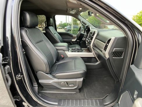 Certified 2019 Ford F250 Lariat w/ Chrome Package image 6