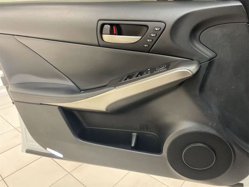 Used 2018 Lexus IS 350 F Sport image 18