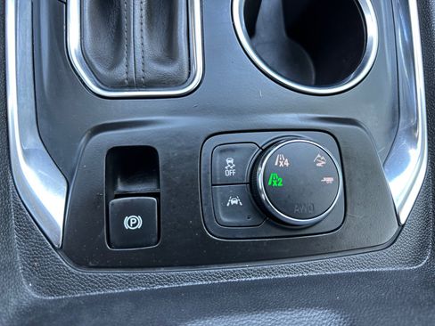 Used 2018 Chevrolet Traverse Premier w/ Redline Edition AWD/4WD image 36