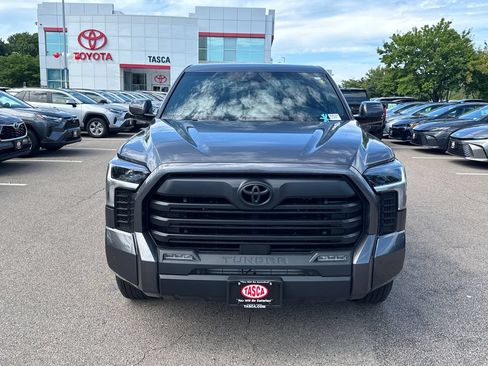Used 2025 Toyota Tundra SR5 w/ SR5 Convenience Package AWD/4WD image 2