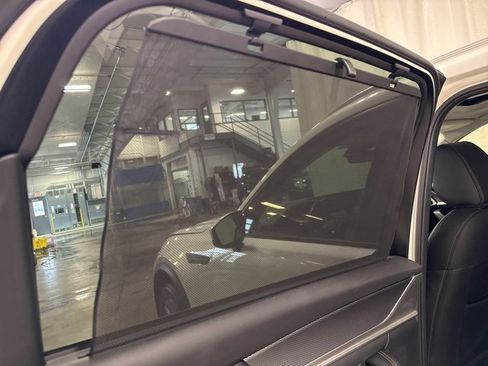 Used 2024 MAZDA CX-90 3.3 Turbo w/ Preferred Plus image 27