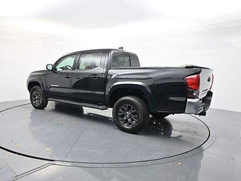 Used 2020 Toyota Tacoma SR5 image 5